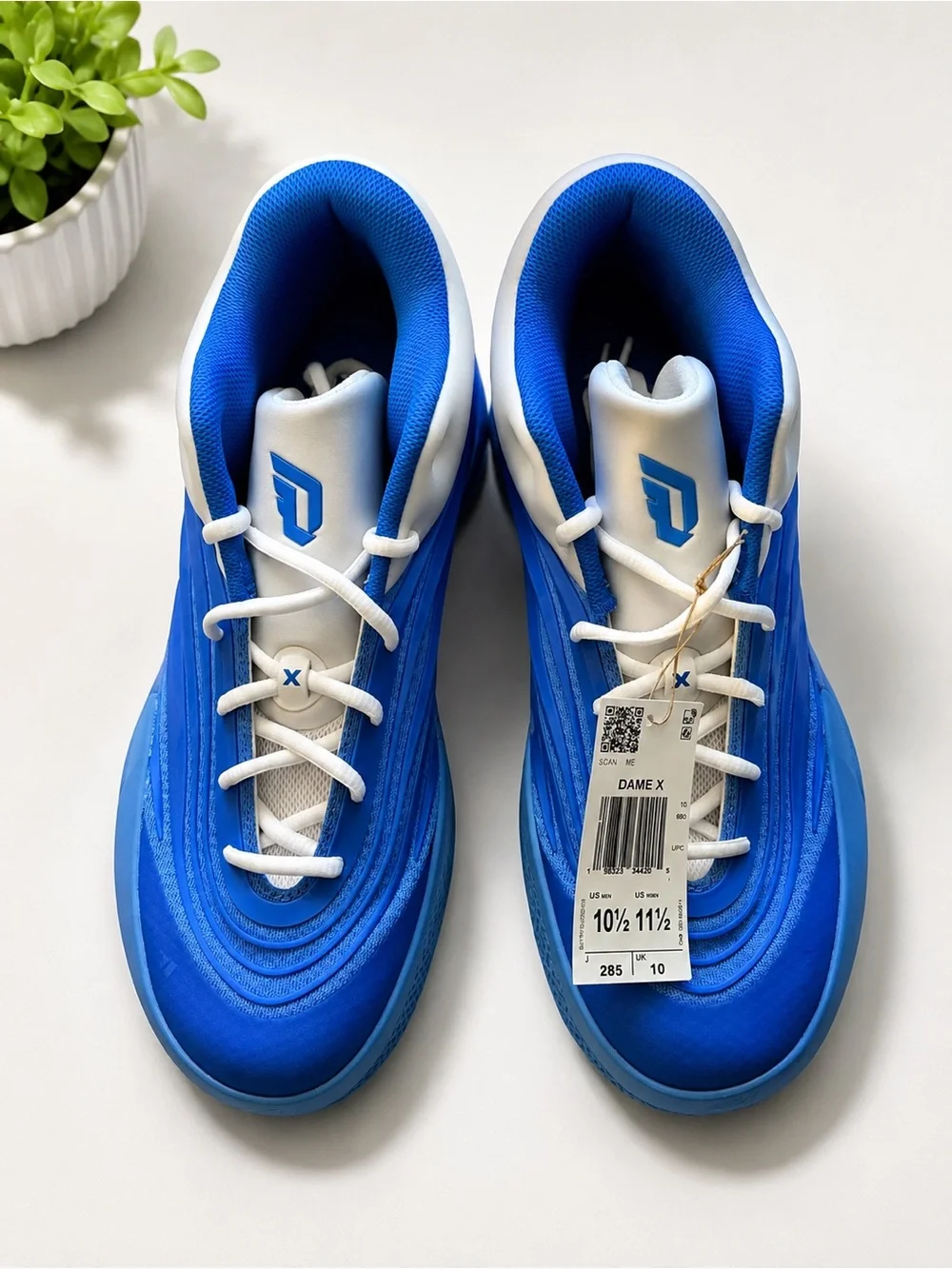 Adidas Dame X Basketball Shoes Blue White Men’s Size 10.5 Athletic Sneakers
